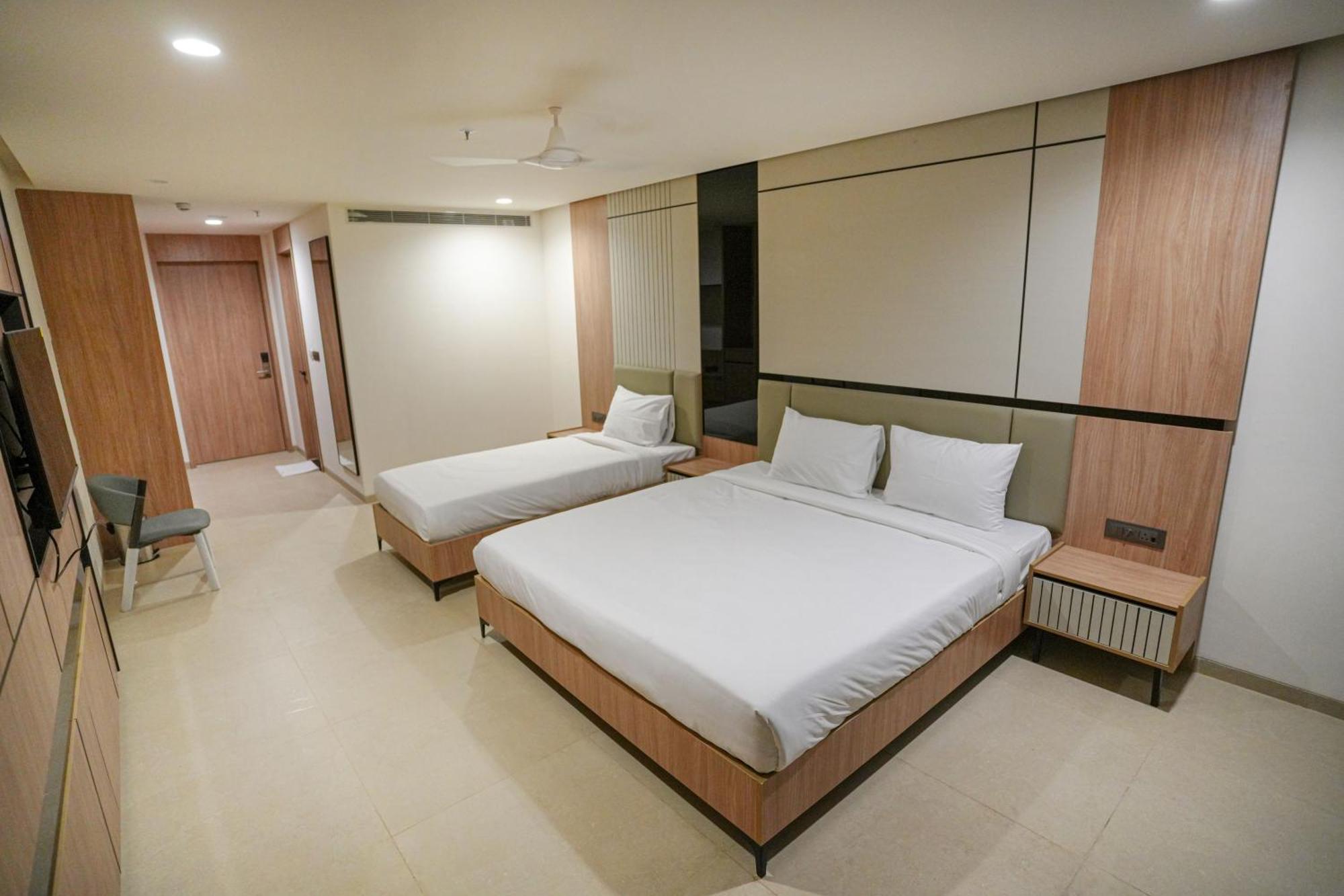 Hotel Shubham Celebrations Hyderabad Exteriör bild